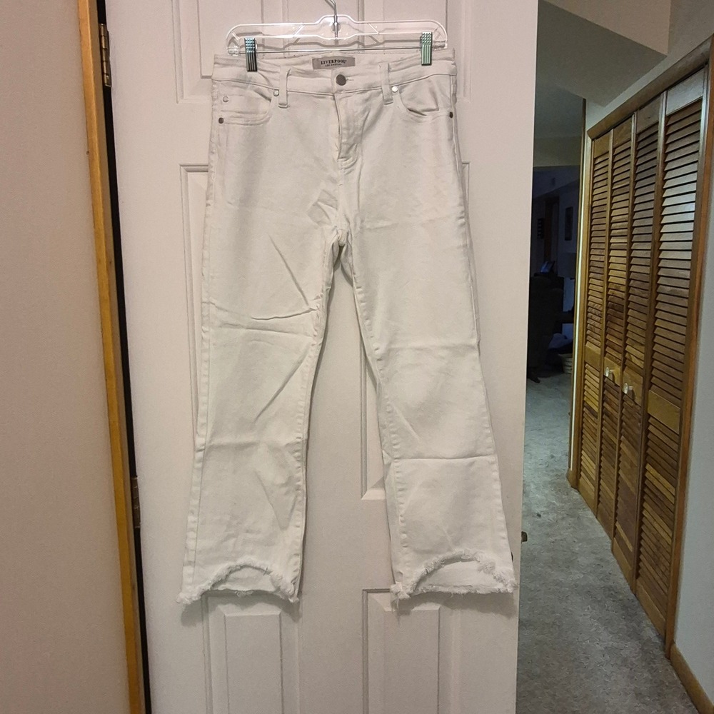 Liverpool Los Angeles White Crop Flare Jeans Raw Step Hem Womens Size 6/28